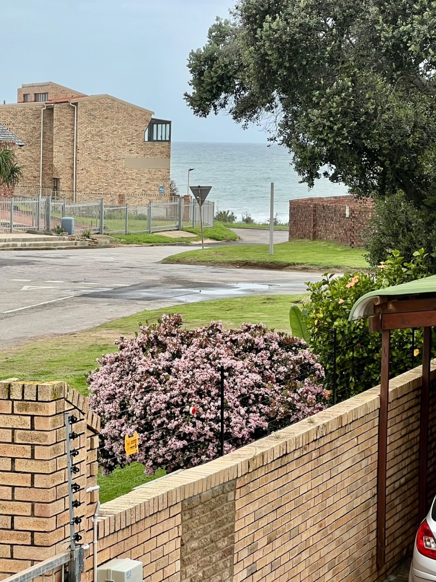 3 Bedroom Property for Sale in Ferreira Town Eastern Cape